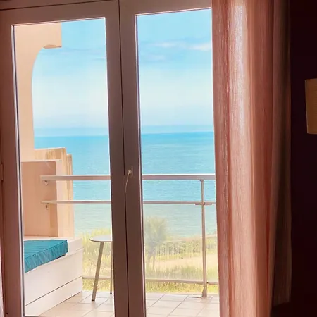 Premium Apartment, Free Parking, Breathtaking Ocean View *
